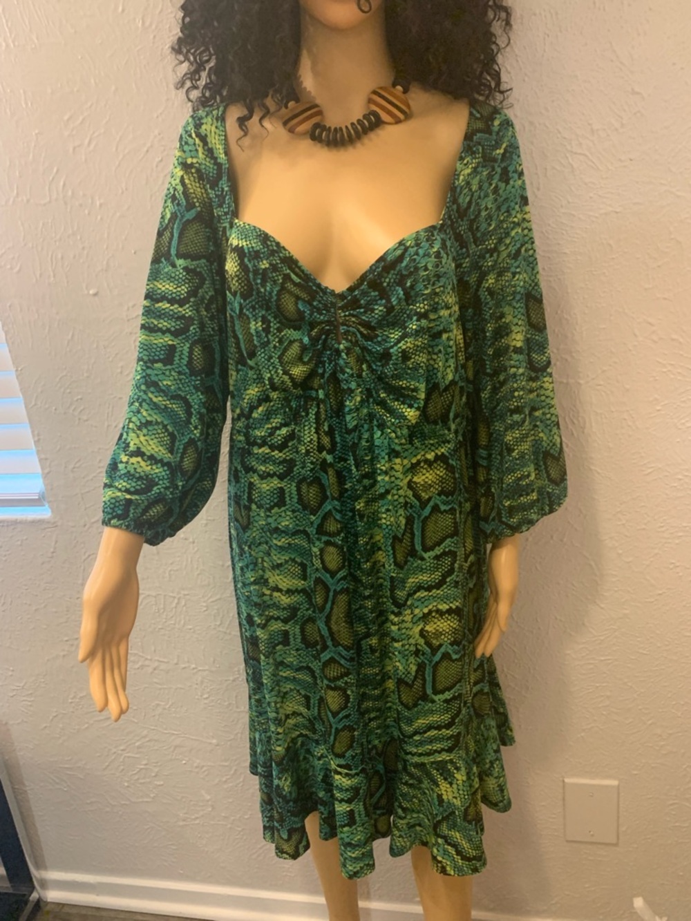 INC International Concepts Green Snake-Print Long Sleeve Midi Dress